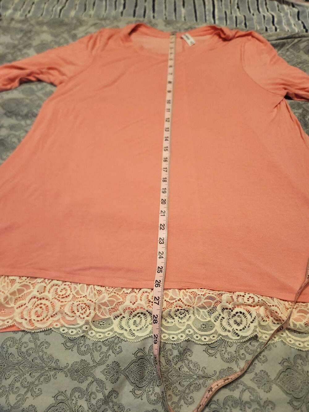 Plus size Women's Long Sleeve Round Neck Tunic Top with Lace Hem, Pink - Picture 6 of 6